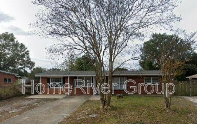 1405 Stanford Rd in Gulf Breeze, FL - Building Photo - Building Photo