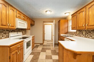 322 S Dexter Ave in Springfield, MO - Building Photo - Building Photo
