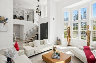 3 Bridgeport Rd in Newport Beach, CA - Building Photo - Building Photo