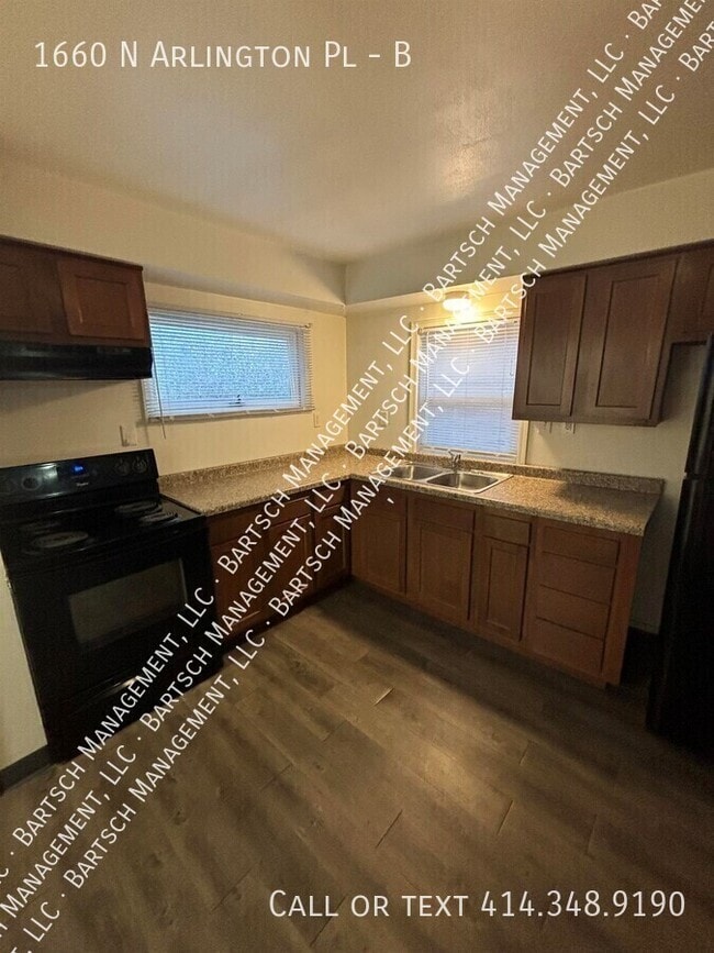 property at 1660 N Arlington Pl