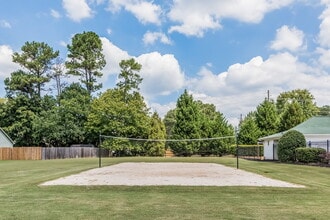 4937 Lake Park Ln in Acworth, GA - Building Photo - Building Photo