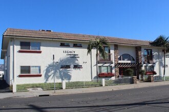 Legacy Condominium Apartments in El Cajon, CA - Foto de edificio - Building Photo