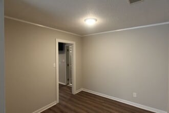 1632 Collier Dr in Birmingham, AL - Building Photo - Building Photo
