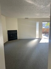 845 Carro Dr in Sacramento, CA - Building Photo - Building Photo