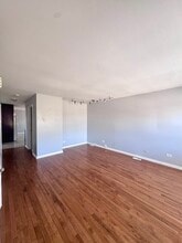 43 W Ann St in Lombard, IL - Foto de edificio - Building Photo