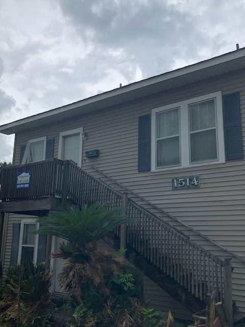 property at 1514 W University Ave
