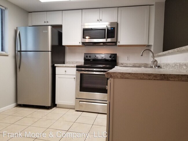 12510 White Bluff Rd in Savannah, GA - Building Photo - Building Photo