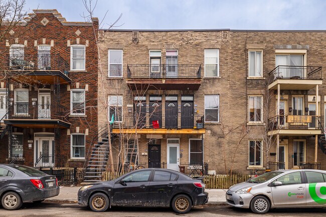 2274-2284 Marie-Anne St E in Montréal, QC - Building Photo - Primary Photo