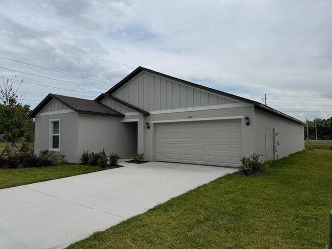 2167 Lone Oak Ln in Lakeland, FL - Building Photo - Building Photo