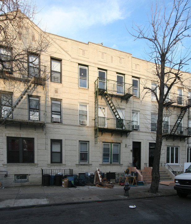 1055 53rd St in Brooklyn, NY - Building Photo