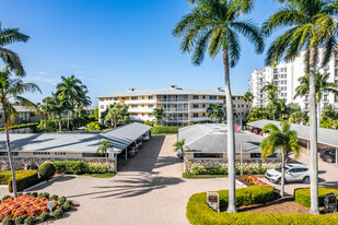 Bahama Club in Naples, FL - Building Photo - Building Photo