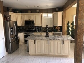 1053 Cactus Rock St in Henderson, NV - Building Photo - Building Photo