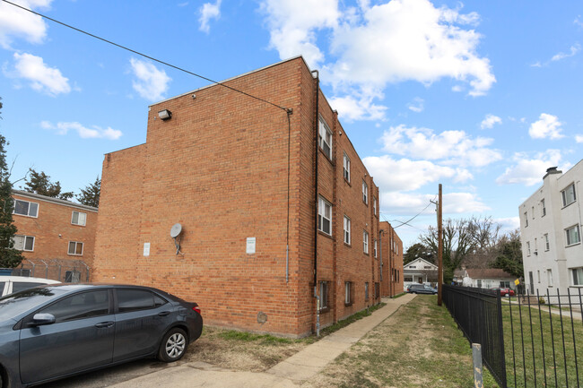 The Jackson Apartments in Washington, DC - Building Photo - Primary Photo