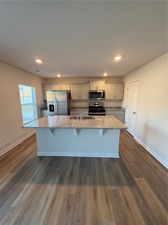 113 Cascade Ln in Seneca, SC - Building Photo - Building Photo