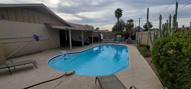 8220 E Northland Dr in Scottsdale, AZ - Building Photo - Building Photo