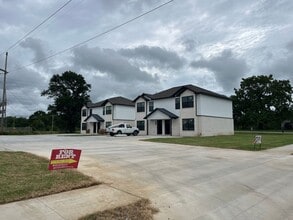 1541B Northridge Dr E in Van Buren, AR - Building Photo - Building Photo