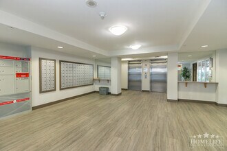 10523 University Dr in Surrey, BC - Building Photo - Building Photo