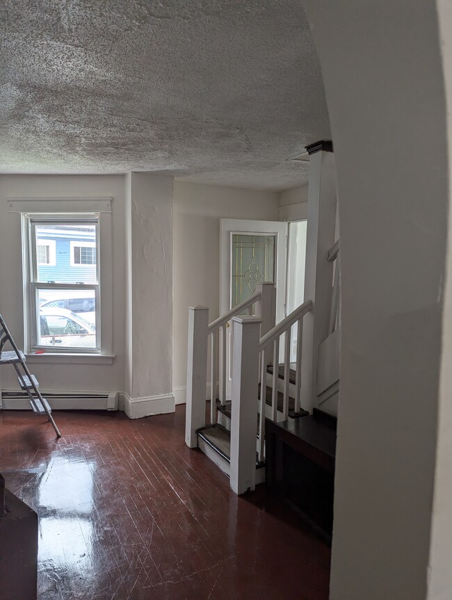 property at 17 Hempstead St