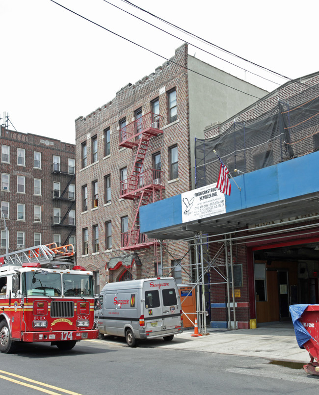 5101 Snyder Ave in Brooklyn, NY - Foto de edificio - Building Photo