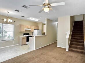 6708 Cannonleague Dr in Austin, TX - Foto de edificio - Building Photo