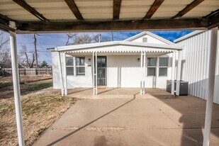 1016 Calhoun St in Clovis, NM - Building Photo