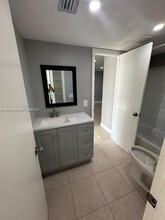 3777 NW 78th Ave in Hollywood, FL - Building Photo - Building Photo