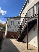 5453 Bradford Dr in Sacramento, CA - Building Photo