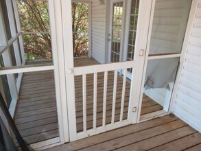 406 Crystal Dr in Carrollton, GA - Building Photo - Building Photo