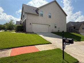 4316 Kershaw Dr in Snellville, GA - Foto de edificio - Building Photo