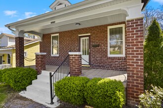 2230 Northbury Ln in St. Louis, MO - Building Photo - Building Photo