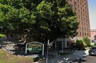 75 East Ave in Pawtucket, RI - Foto de edificio - Building Photo