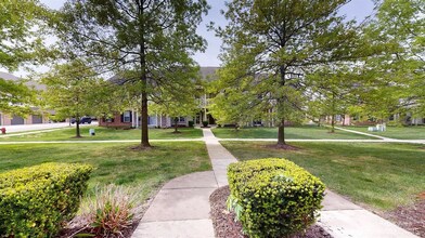 40433 Glen Eagle Ln, Unit 40433 Glen Eagle Ln. in Canton, MI - Building Photo - Building Photo