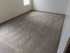 247 Reed Ave in Campbell, OH - Building Photo - Building Photo