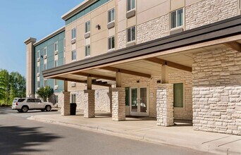 Furnished Studio-Charlotte - Matthews in Matthews, NC - Foto de edificio - Building Photo