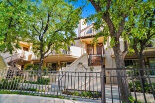 24101 Del Monte Dr. in Santa Clarita, CA - Building Photo