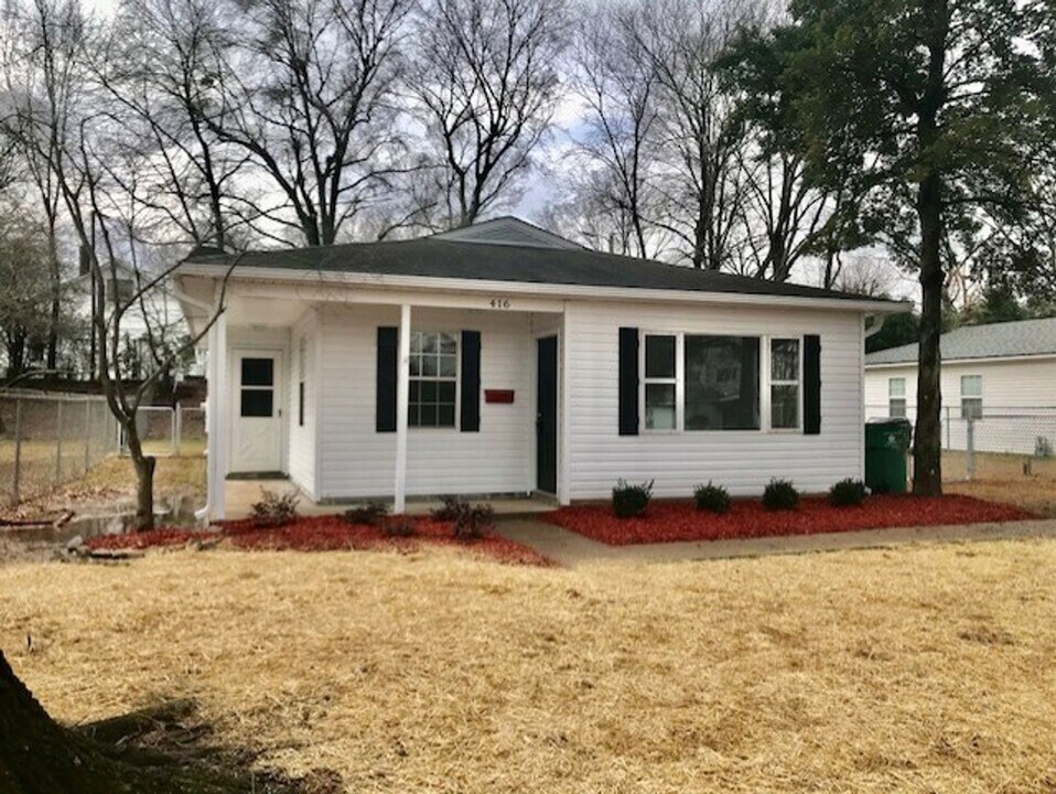 416 E 19th St in Charlotte, NC - Building Photo