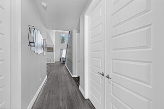 2512 Ravenna Ct in Friendswood, TX - Building Photo - Building Photo