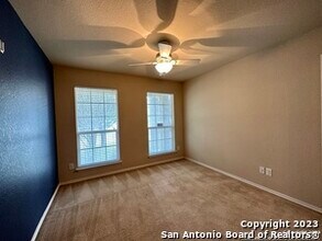 11515 Valley Garden in San Antonio, TX - Building Photo - Building Photo