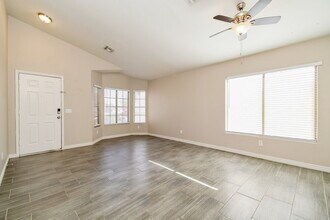 438 N Opal in Mesa, AZ - Building Photo - Building Photo