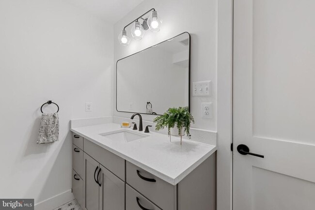3921 Roland Ave in Baltimore, MD - Building Photo - Building Photo