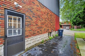 49 Poplar Ave in Toronto, ON - Building Photo - Building Photo