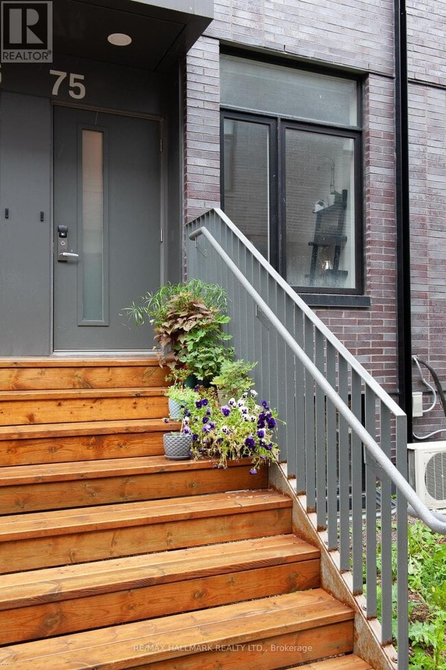 property at 75 Simcoe St N