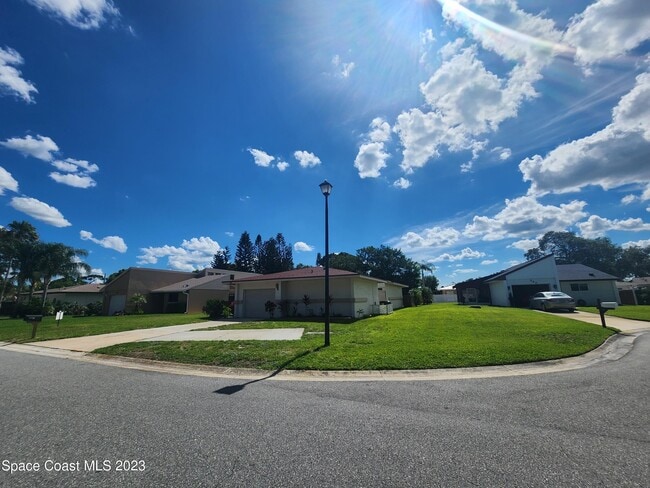 230 Applewood Cir in Melbourne, FL - Building Photo - Building Photo