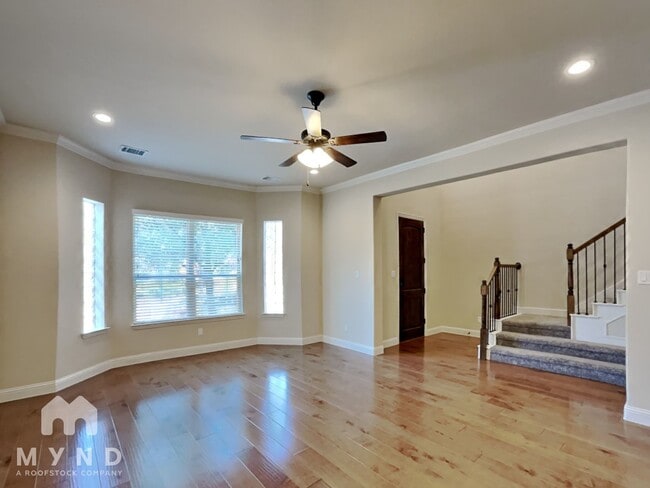 property at 4144 Riverside Dr