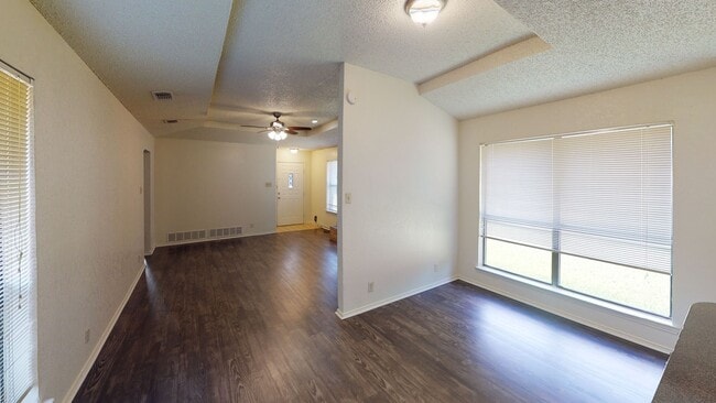 property at 2204-2206 Bolivar St