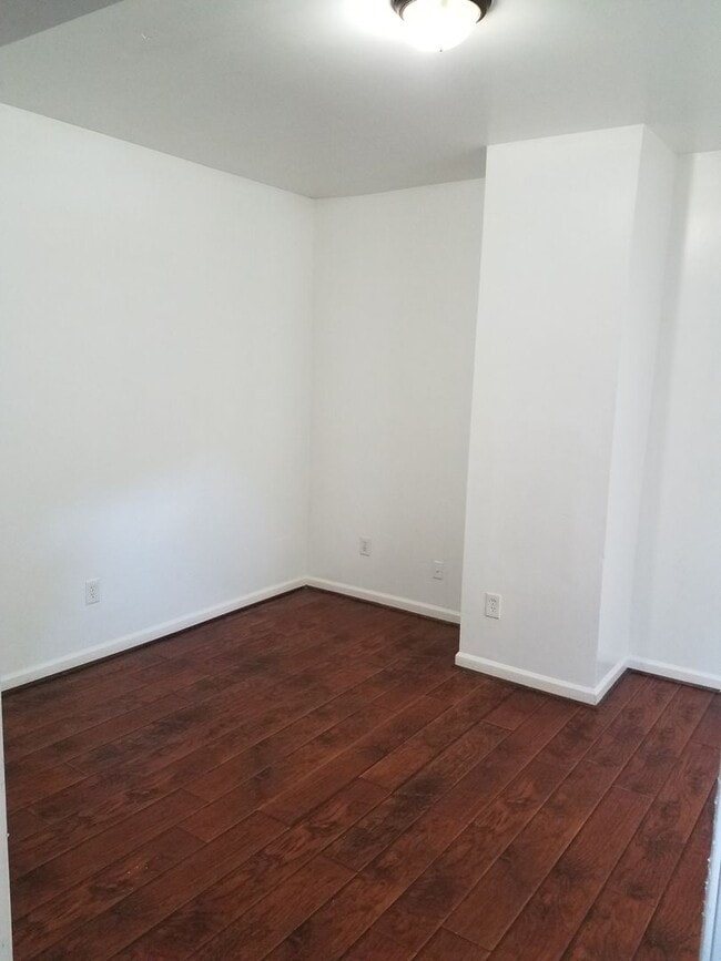 846 W 42nd St in Norfolk, VA - Building Photo - Building Photo
