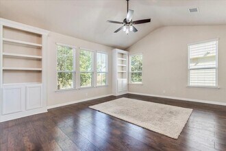 711 Heritage Springs Trail in Round Rock, TX - Building Photo - Building Photo