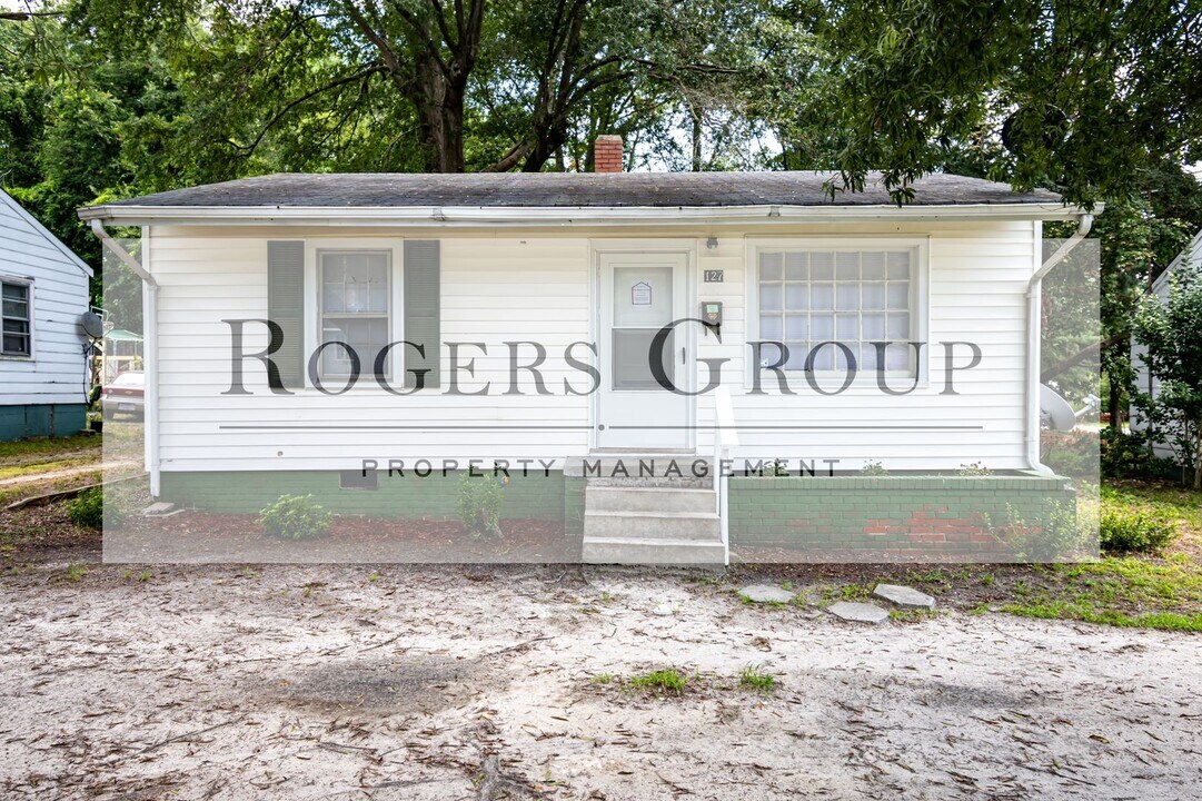 127 S Clark St in Henderson, NC - Building Photo
