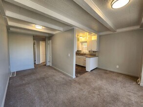 3415 S Canosa Ct in Englewood, CO - Building Photo - Building Photo