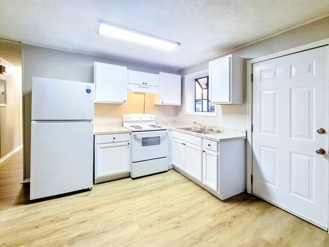 835 Clark St in Chattanooga, TN - Building Photo - Building Photo